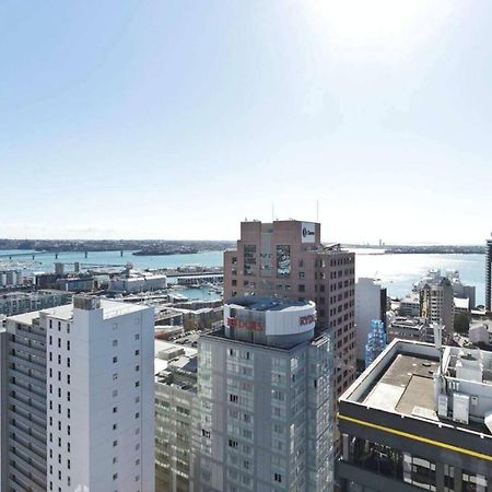 Modern 2 Bedroom Apartment 1 Minute To Skytower Окленд Екстер'єр фото