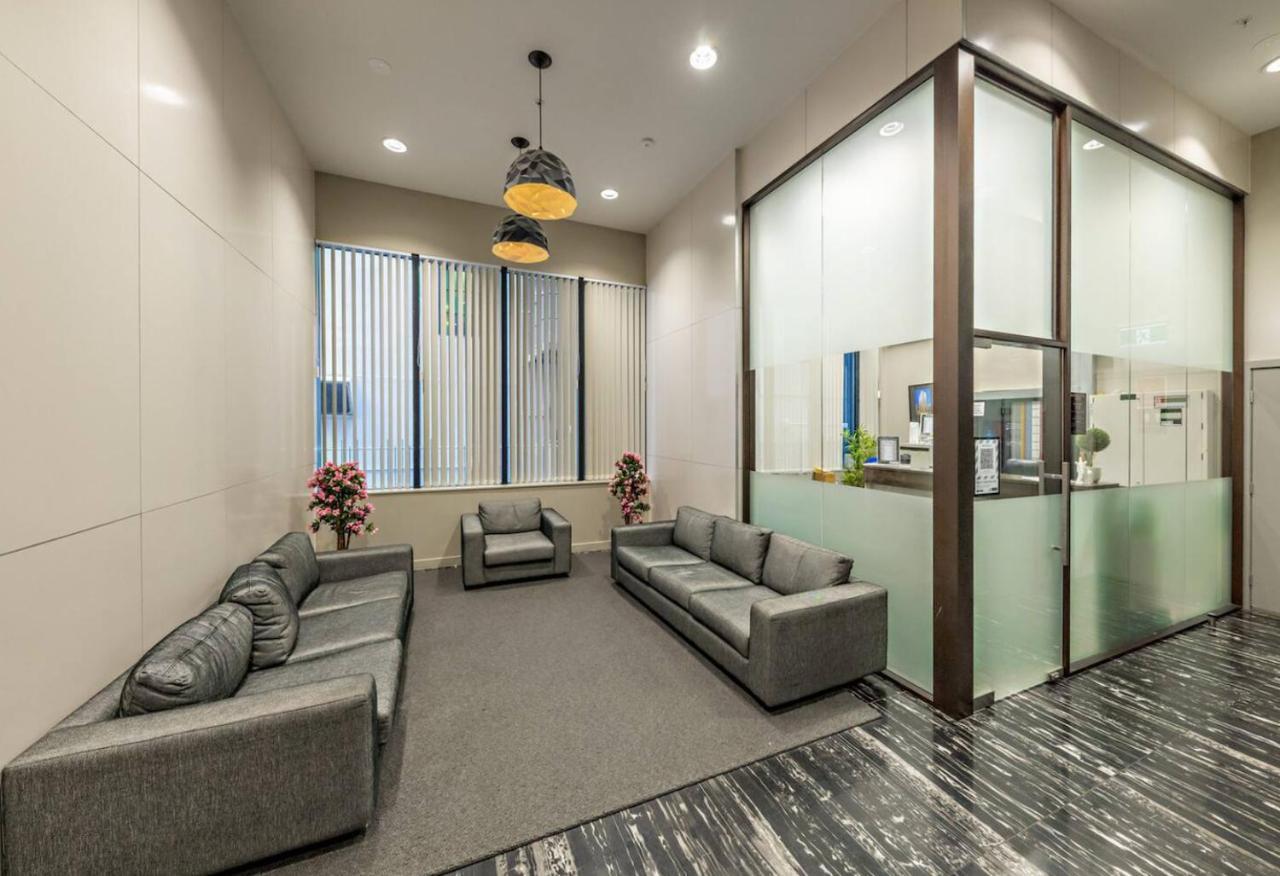 Modern 2 Bedroom Apartment 1 Minute To Skytower Окленд Екстер'єр фото